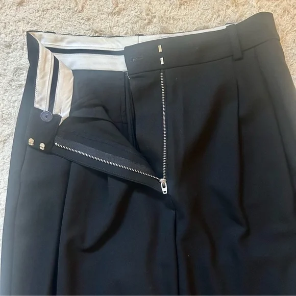 & OTHER STORIES Black Tapered Pleated Trouser | 6 - Picture 6 of 7